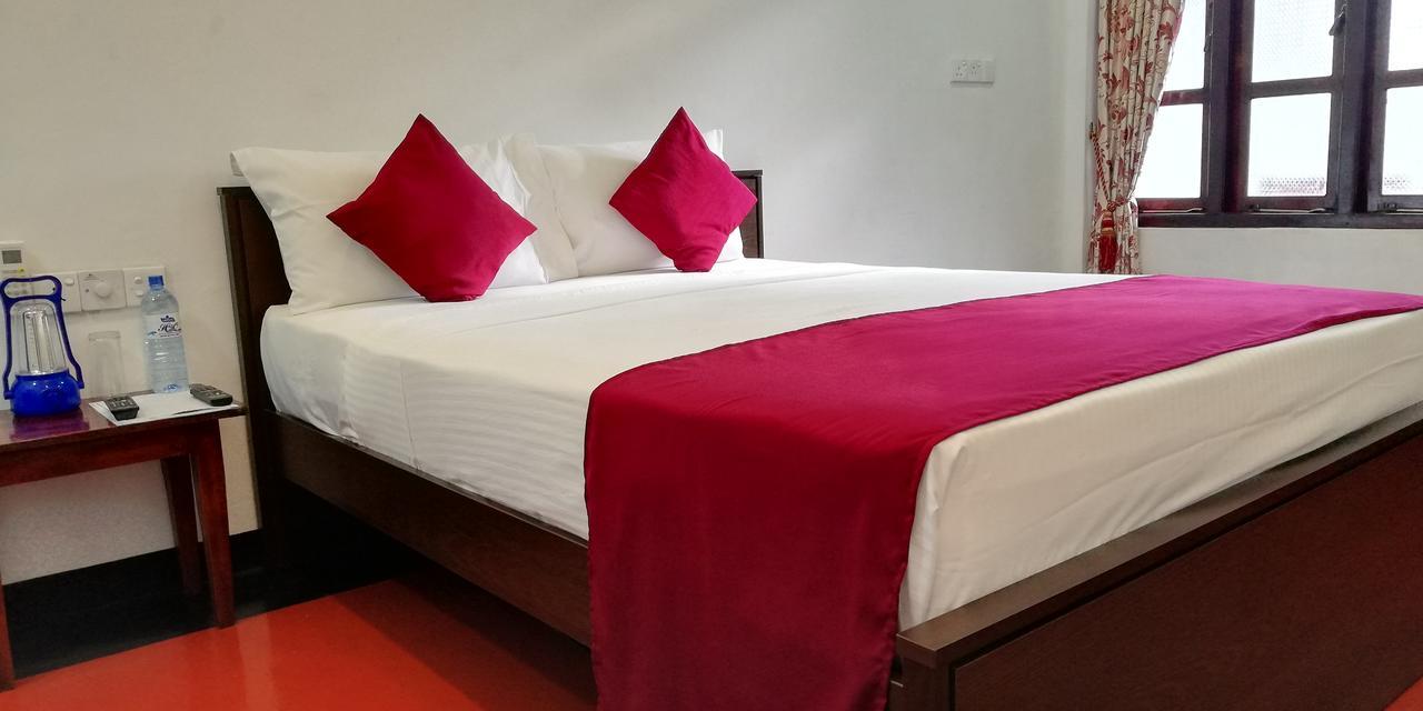 Crescent Sea Resort Nilaveli Ngoại thất bức ảnh