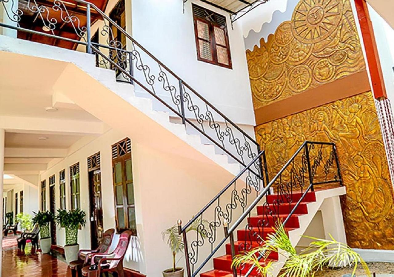 Crescent Sea Resort Nilaveli Ngoại thất bức ảnh